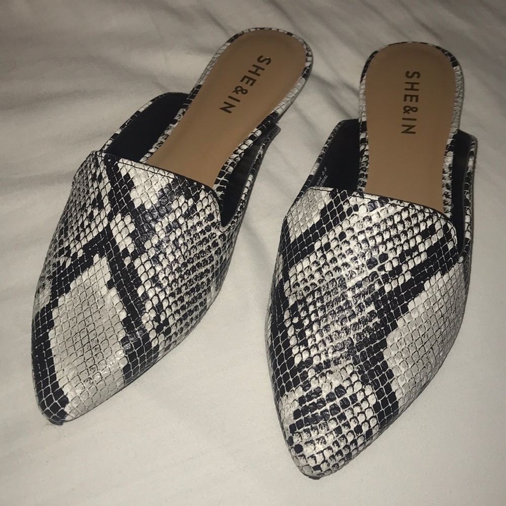 Snakeskin Loafers